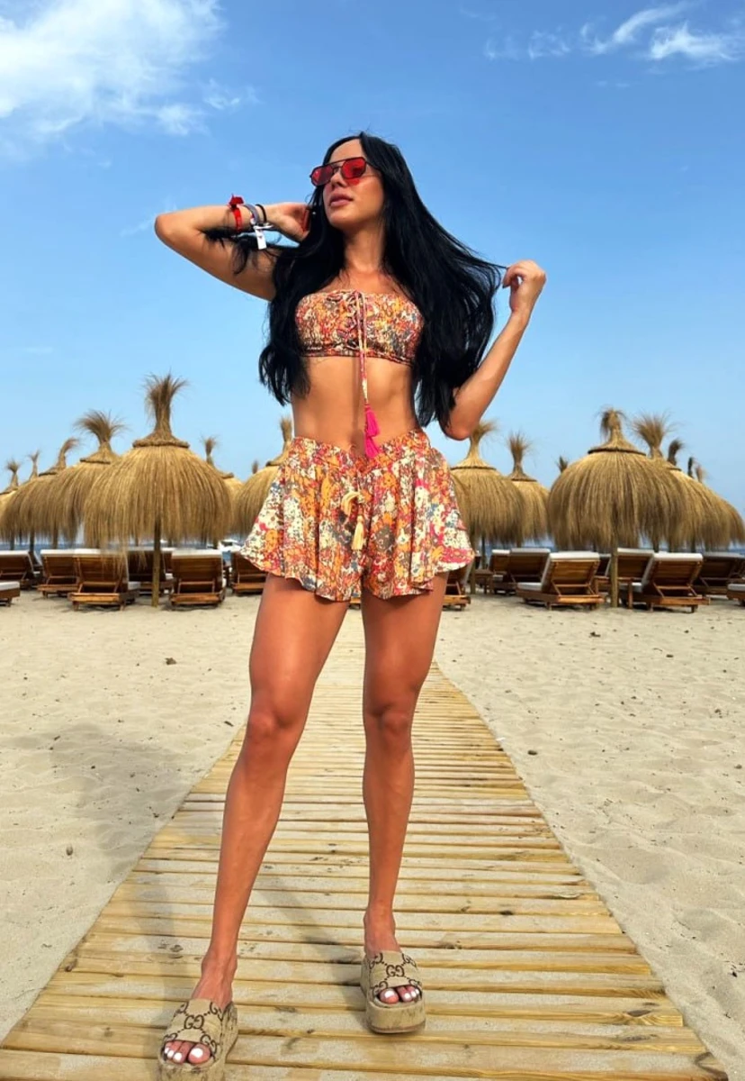 Gabriela escort in Dubai