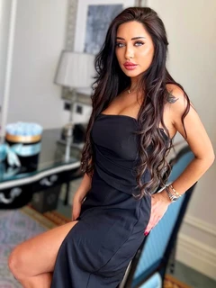 Gloria escort in Dubai