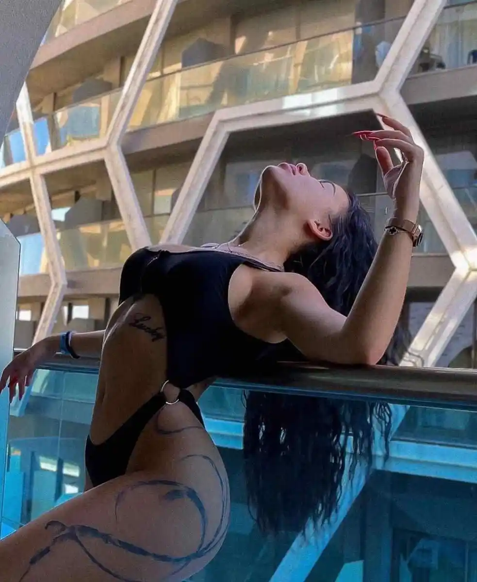 Isabel escort in Dubai