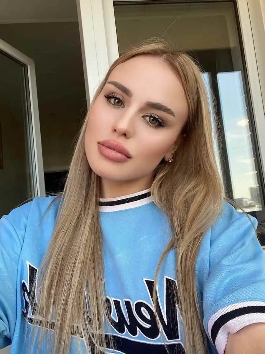 Selima escort in Dubai