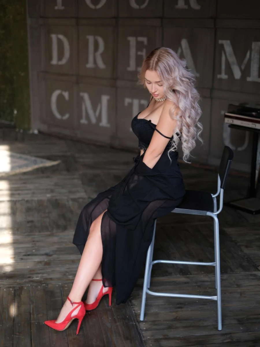 Sveta escort in Dubai