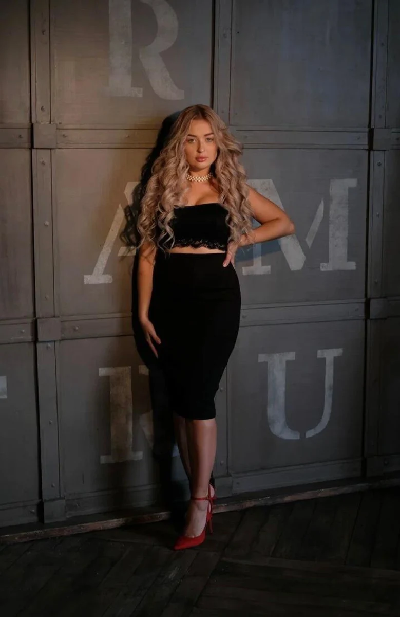 Sveta escort in Dubai